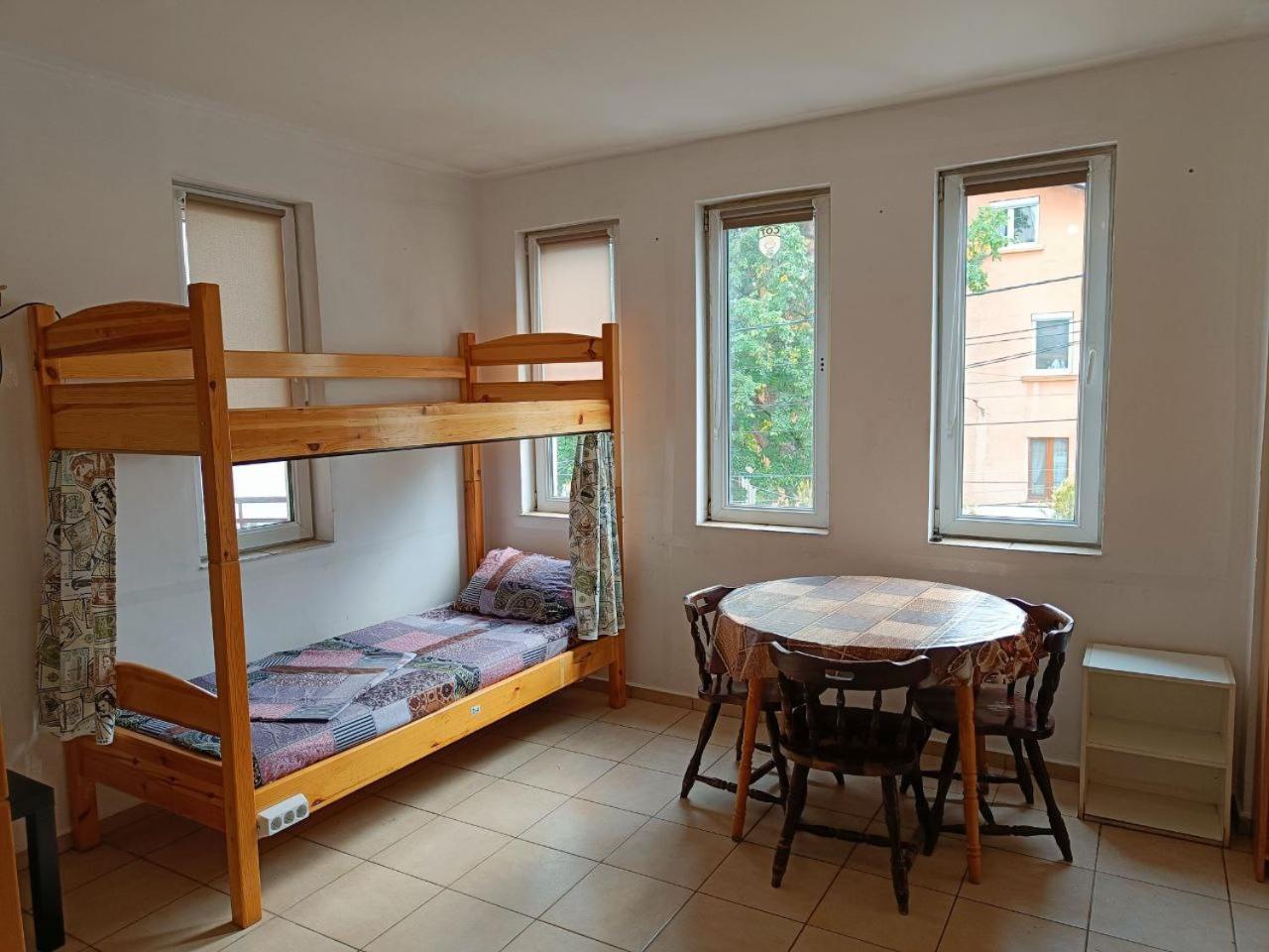 10 Coins Hostel & Tours โซเฟีย ห้อง รูปภาพ