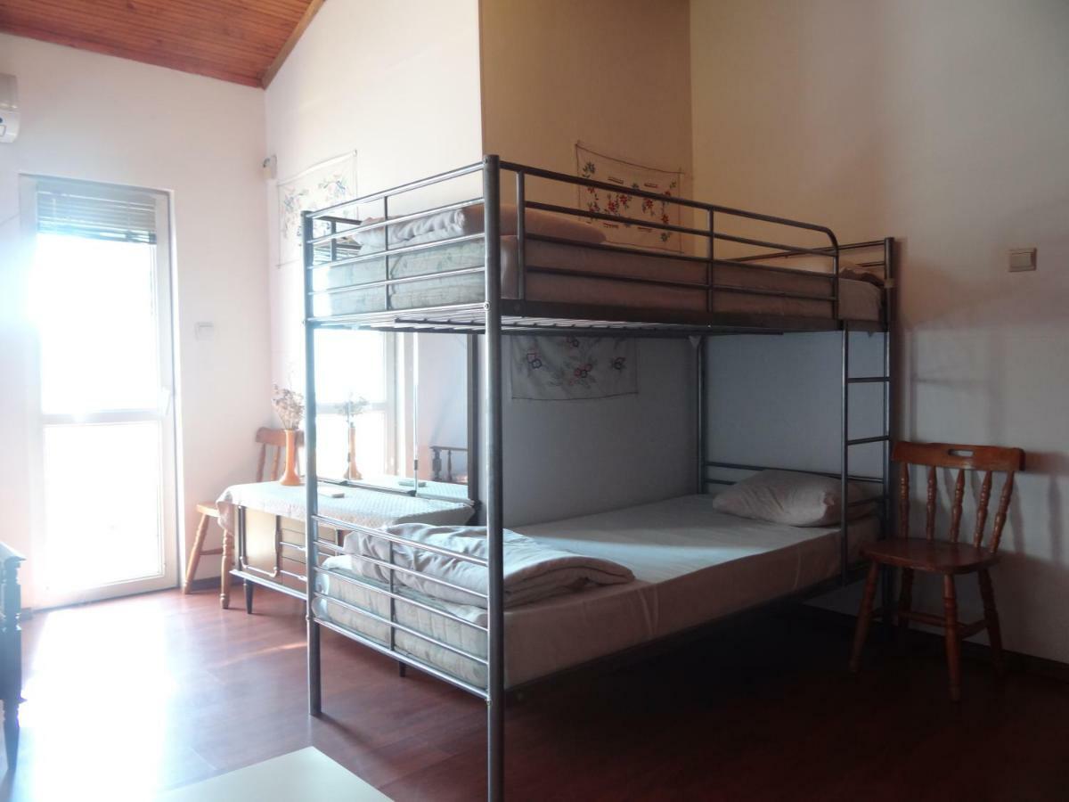 10 Coins Hostel & Tours โซเฟีย ภายนอก รูปภาพ